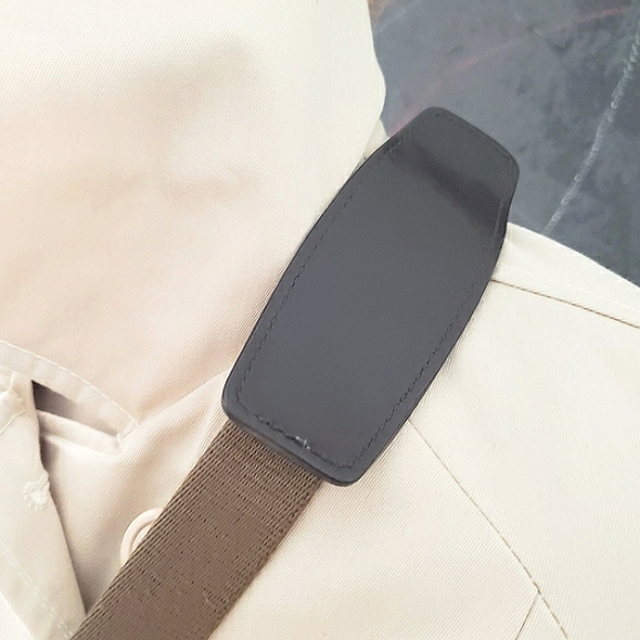 Coach | Signature Swing Pack Crossbody Messenger Bag - Picture 5 of 16